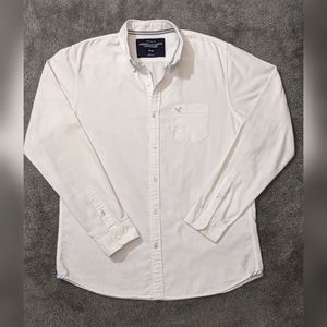 American Eagle mens oxford button up shirt